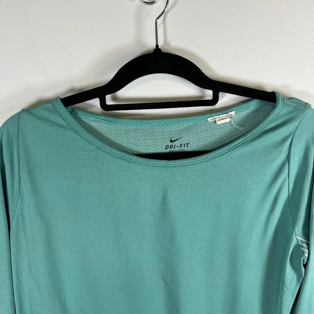 Nike Dri-FIT Womens Long Sleeve Training Top Teal‎ Green Mesh Back Size M